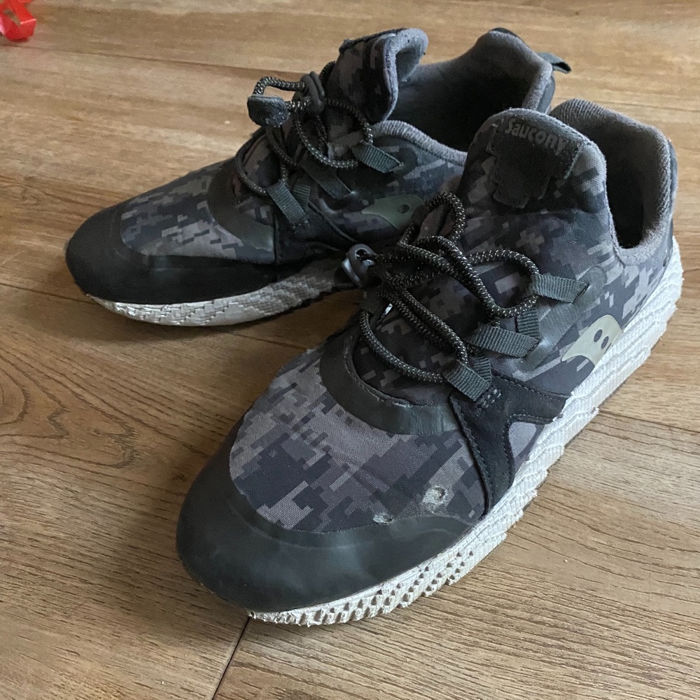 Kid’s Sneakers